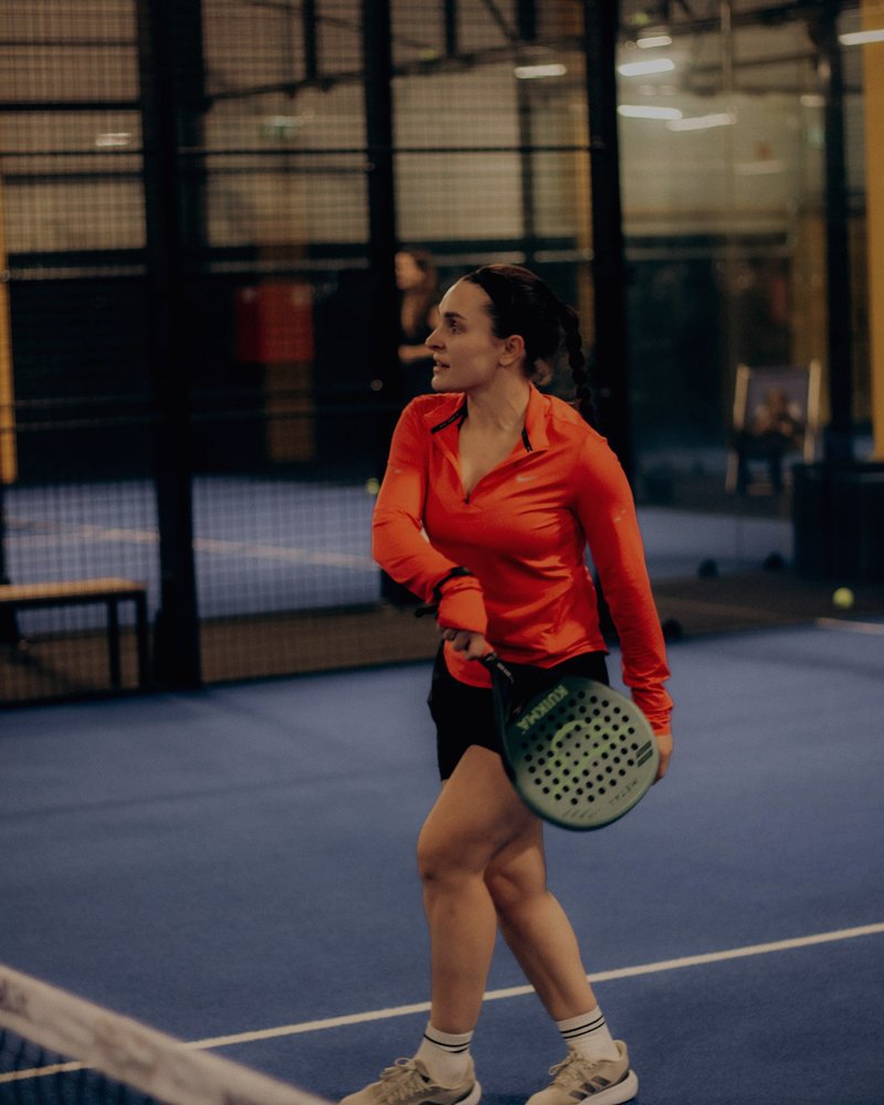Aficionados al padel, en cancha